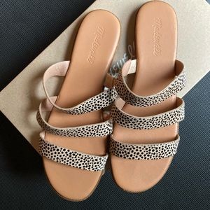 Printed calf hair slides